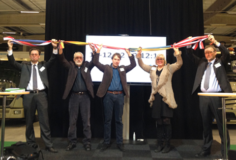 De fem ländernas representanter.